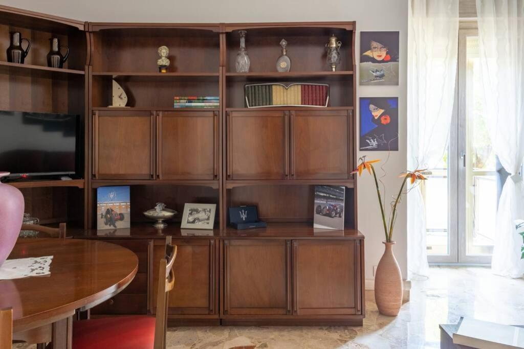 Vista Sul Tridente Apartment Модена Екстериор снимка